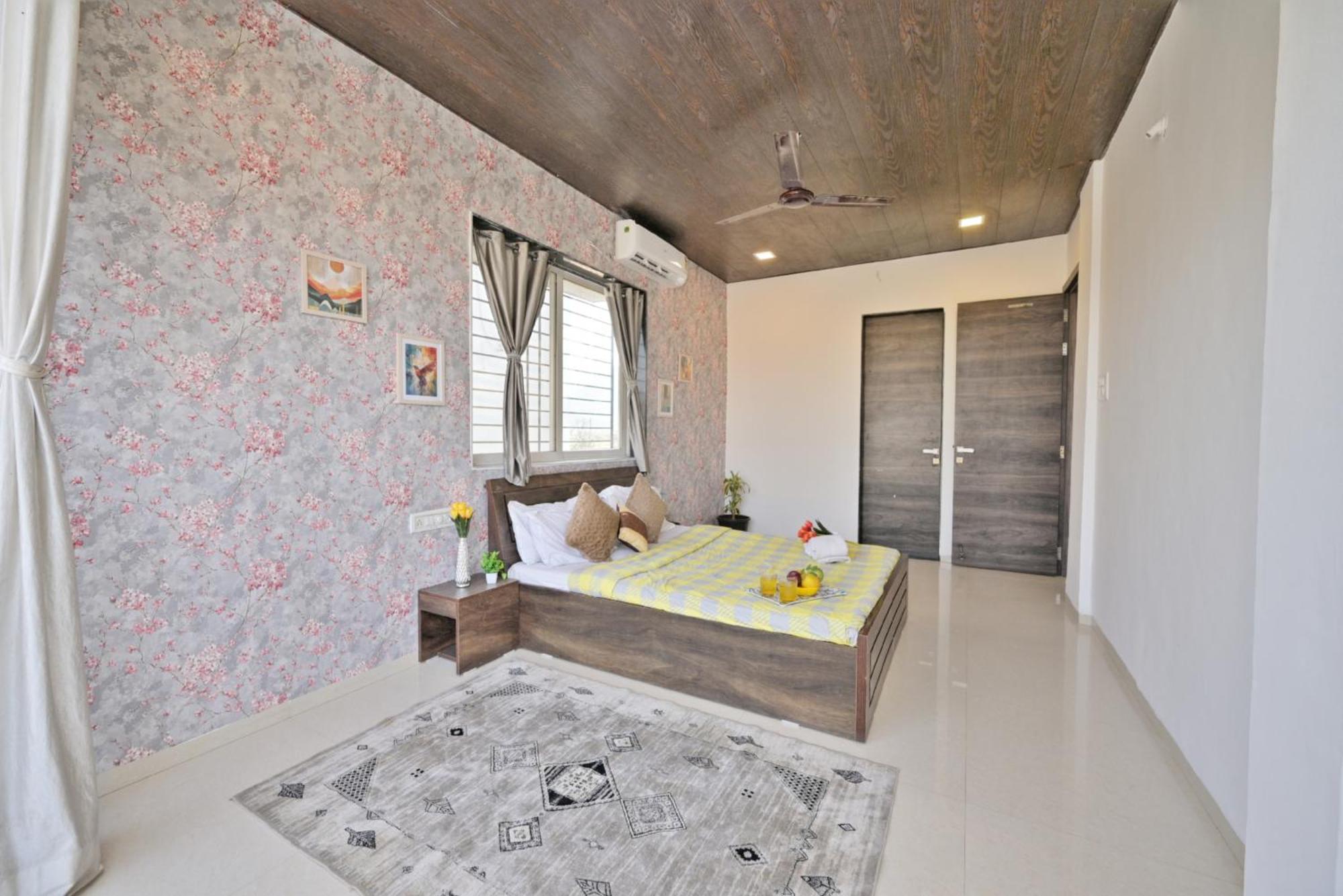 Ll Empyrean Stay Ll 4Bhk Ll Ac Ll Pool Ll Mystical Stone Villa Ll Лонавала Екстериор снимка