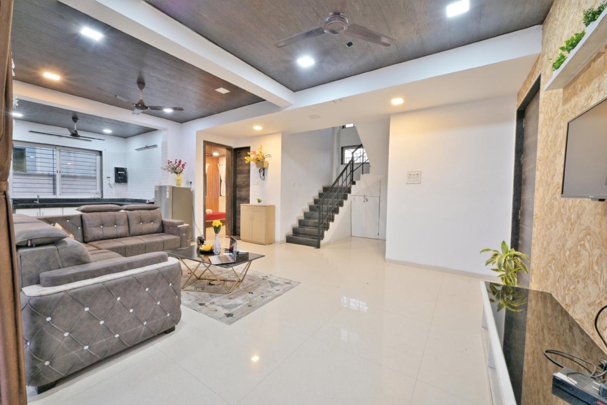 Ll Empyrean Stay Ll 4Bhk Ll Ac Ll Pool Ll Mystical Stone Villa Ll Лонавала Екстериор снимка